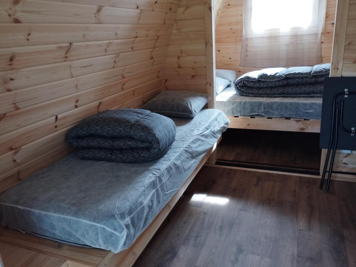 Camping Des Ribieres Confolens Eksteriør billede