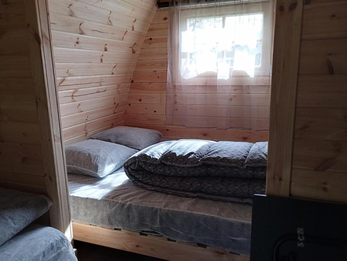 Camping Des Ribieres Confolens Eksteriør billede