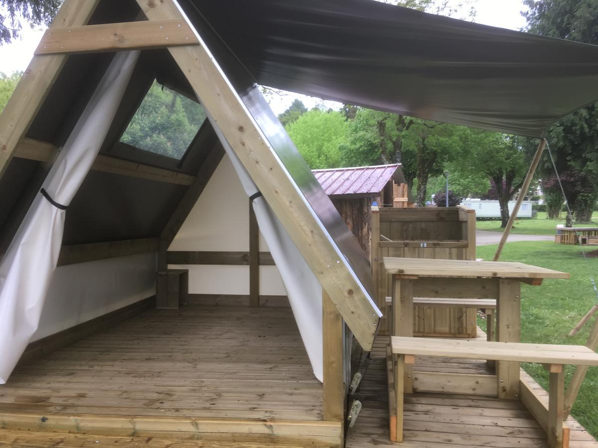 Camping Des Ribieres Confolens Eksteriør billede